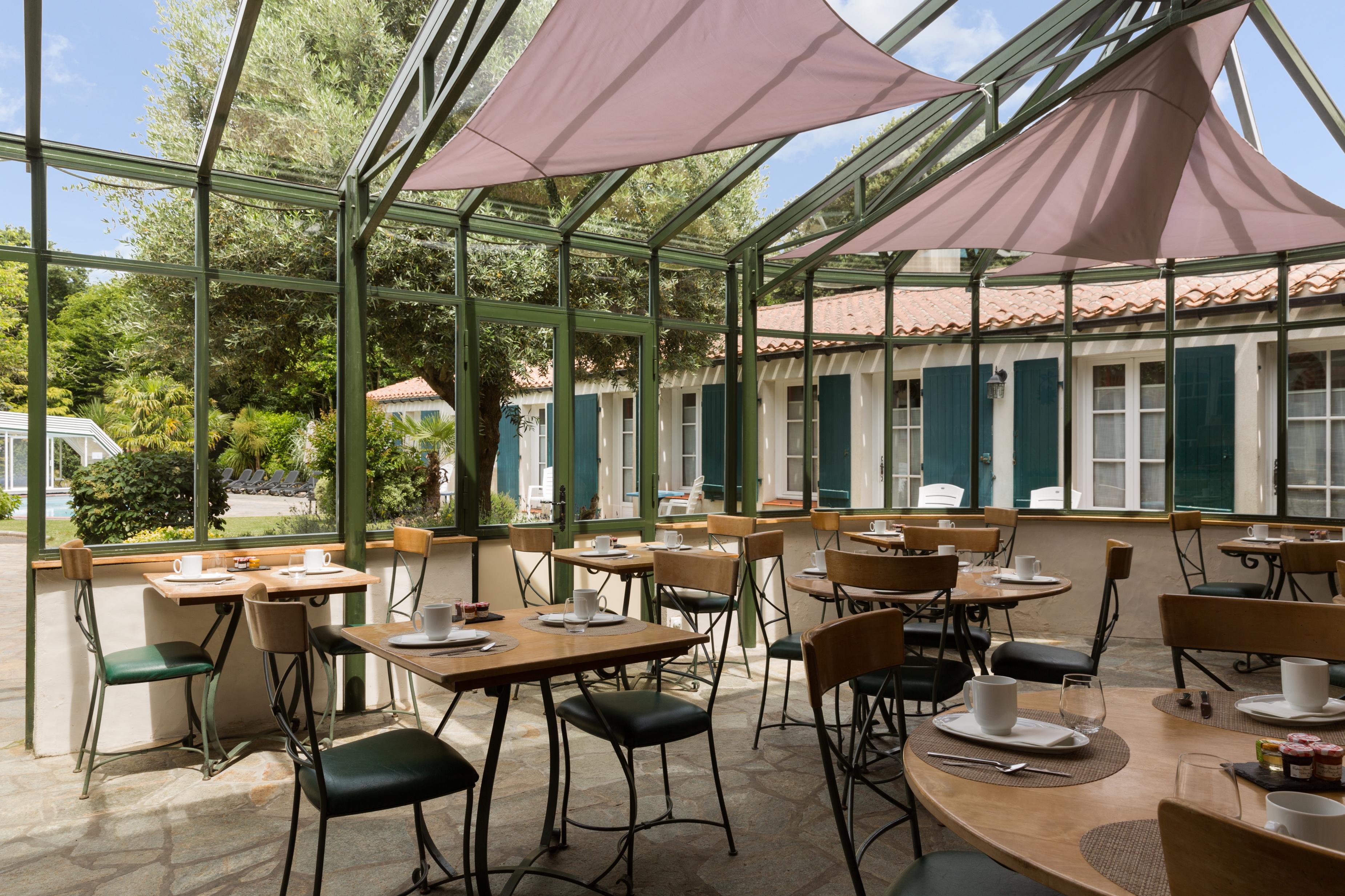 Domaine Le Martinet, The Originals Relais Ξενοδοχείο Bouin  Εξωτερικό φωτογραφία